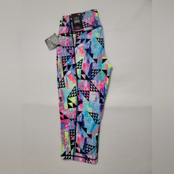 Victoria's Secret VSX Knockout Crop Leggings with Reflective Features - Picture 2 of 15